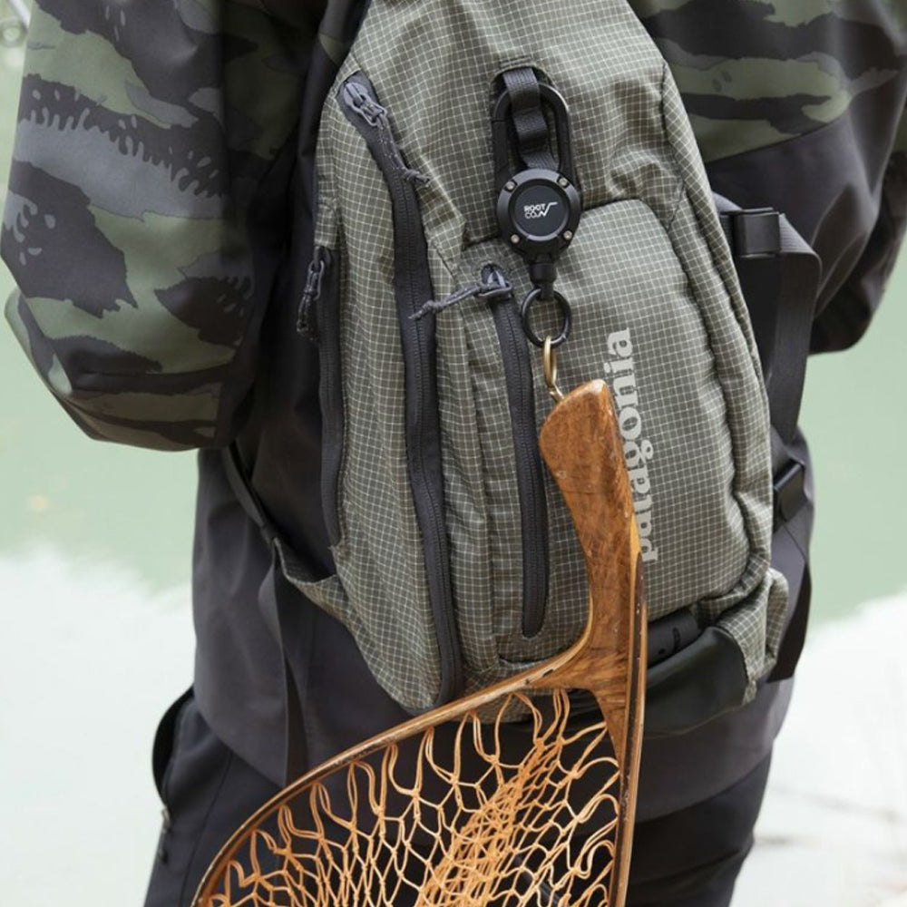 機能性と実用性を兼ね備えたマグネット内蔵型リールカラビナ / GRAVITY MAG REEL 360